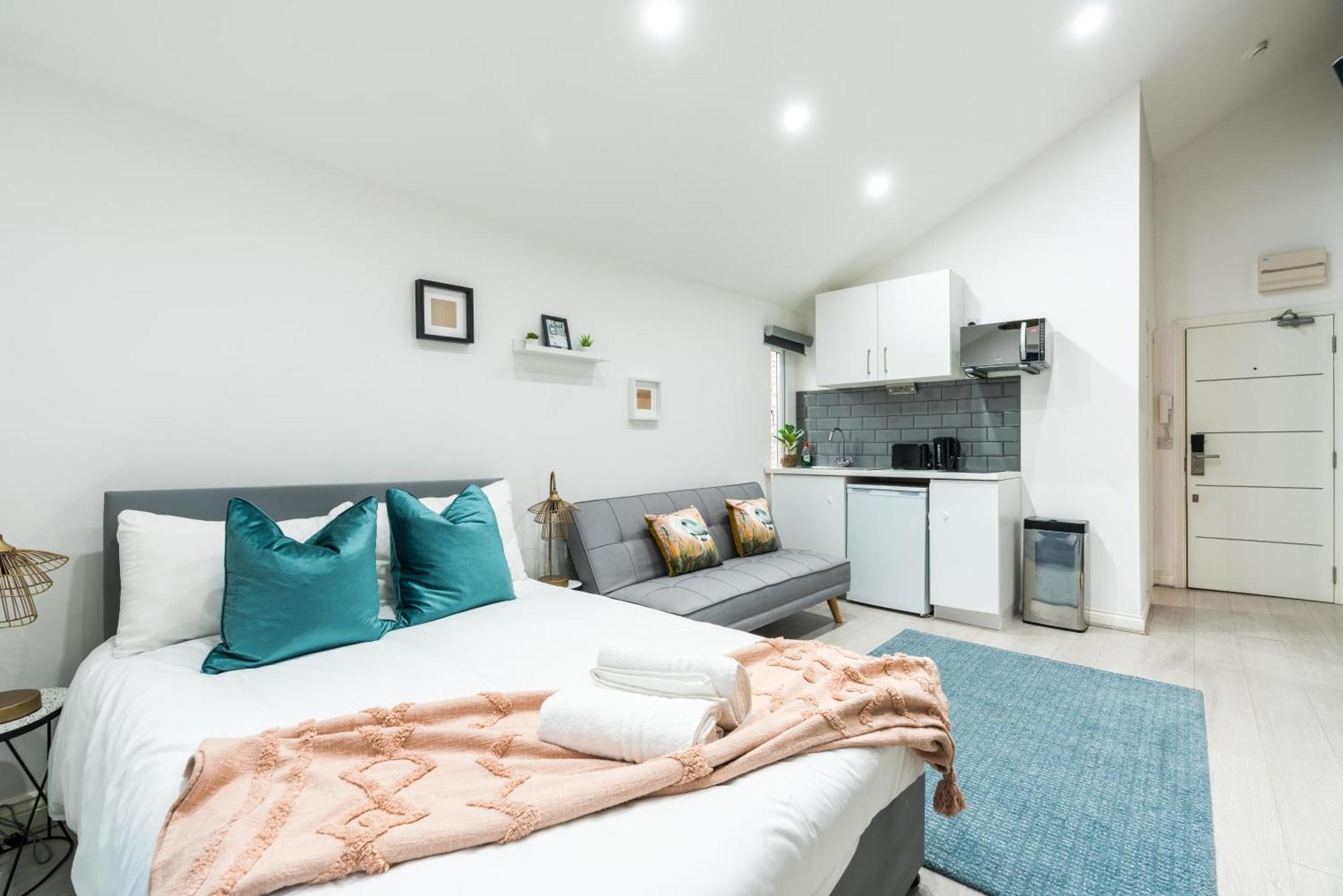 S1-4 Central Studios - Self Equipped- 15 Minutes To Oxford Street & Marble Arch Londra Esterno foto